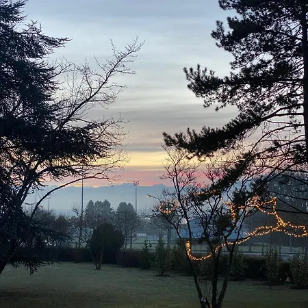 Mountain View Commugny
